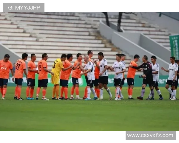 深圳足球队以53分稳居锦标赛积分榜首位争夺冠军的希望依然强烈